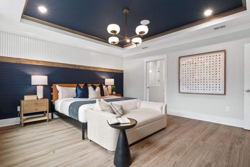 Owner's Suite, Model Representation