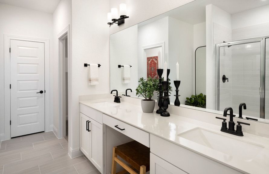 Relaxing Primary Owner Baths
