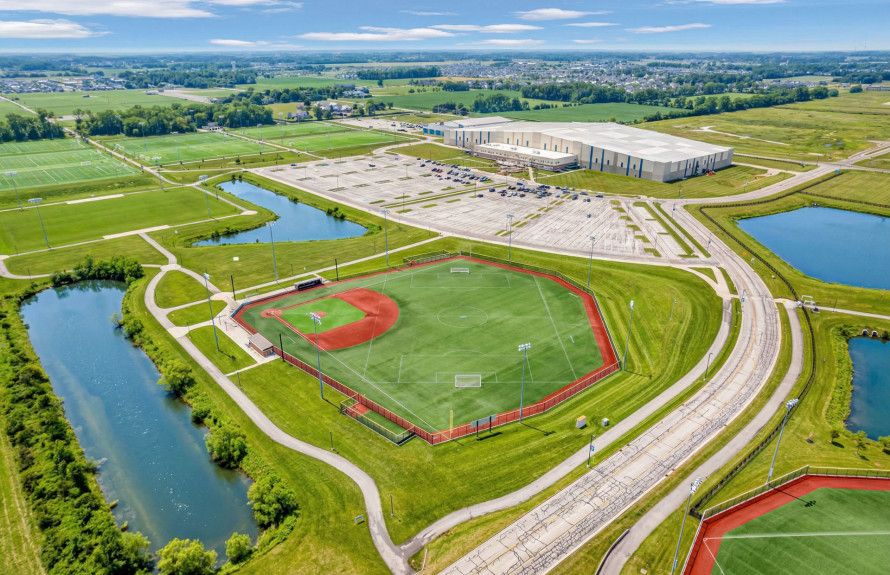 Close Proximity To Grand Park