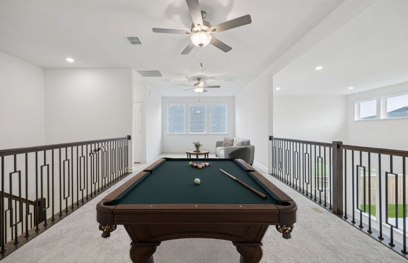 Spacious loft area on second floor