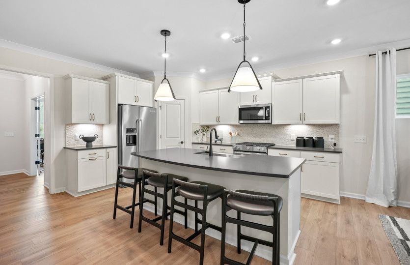 Beautiful Open Kitchen with Island