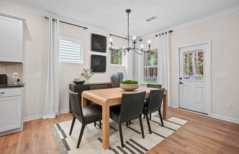 Everyday Eating Open to Kitchen and Great Room