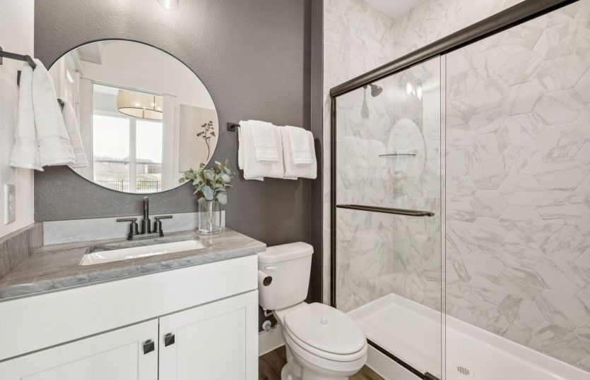 Spacious secondary bathroom