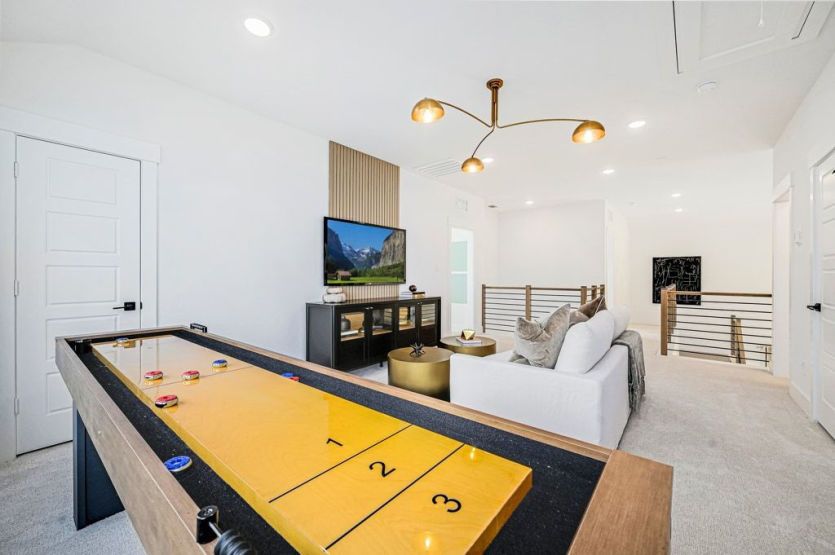 5516 Cypress Ranch Blvd. Spicewood, TX 78669