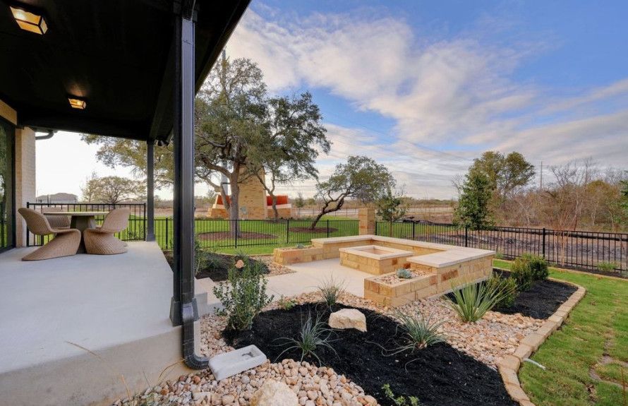 Rainier Model Backyard