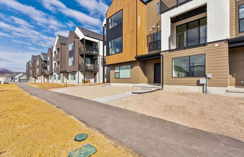 Lodge - Deep Creek at Jordanelle Ridge - Peak: Heber City, Utah - Pulte Homes