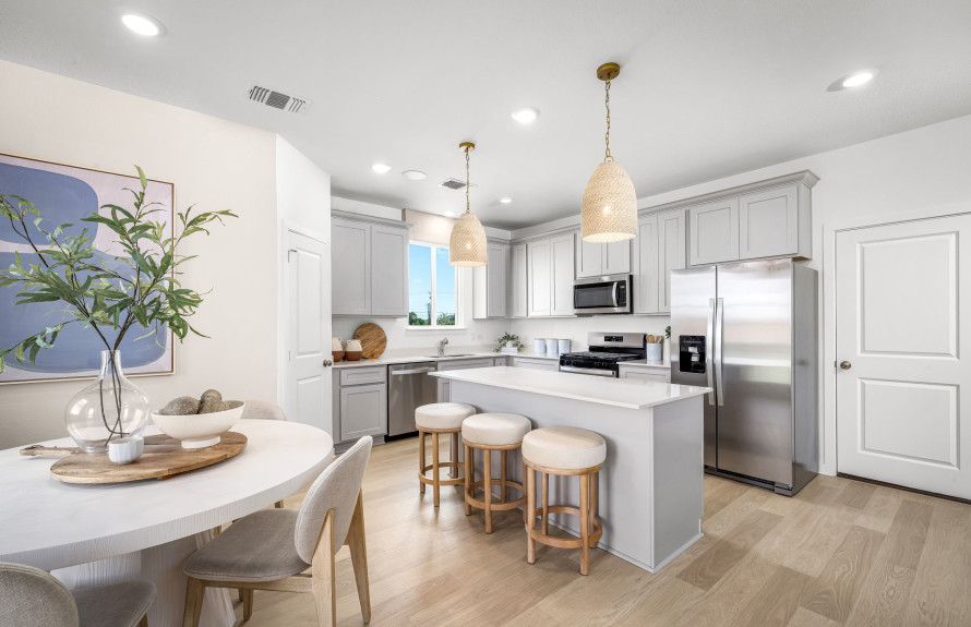 Bright & Open Kitchen