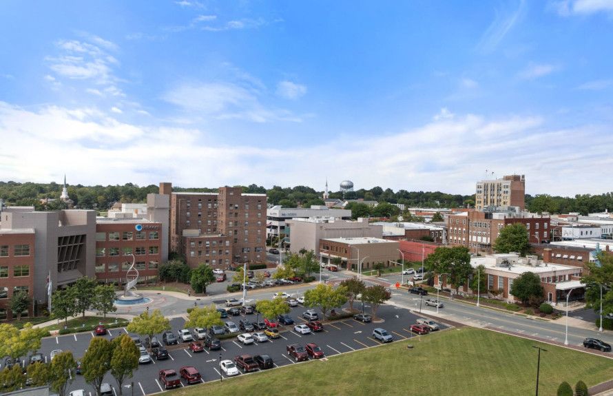 10 minutes to DT Burlington