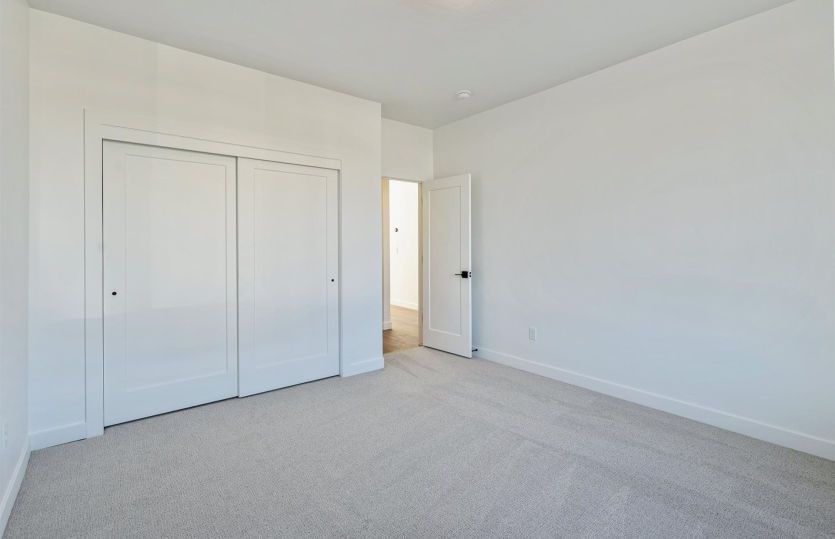 Main Level Guest Bedroom