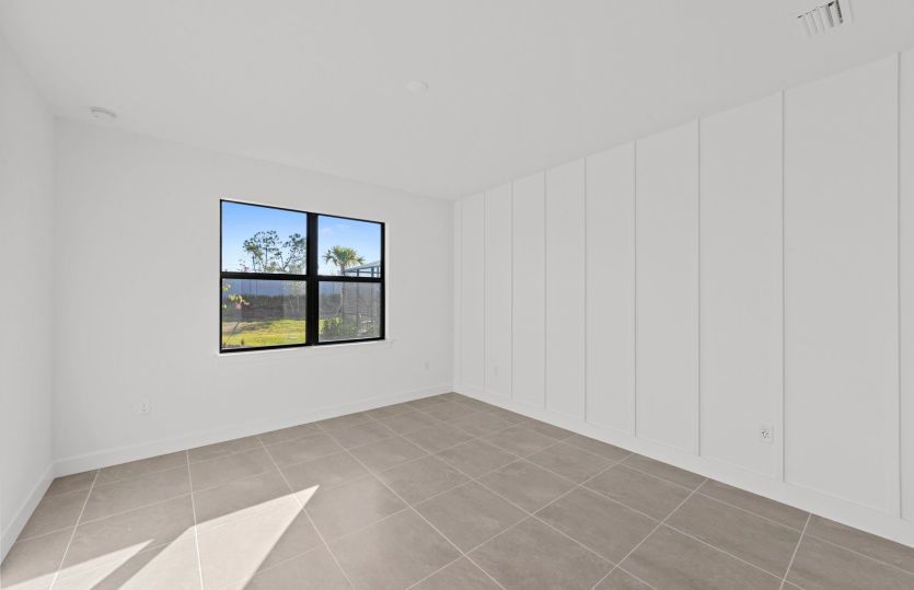 Owner's suite with walk-in closet