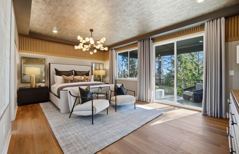 Luxurious owner's suite