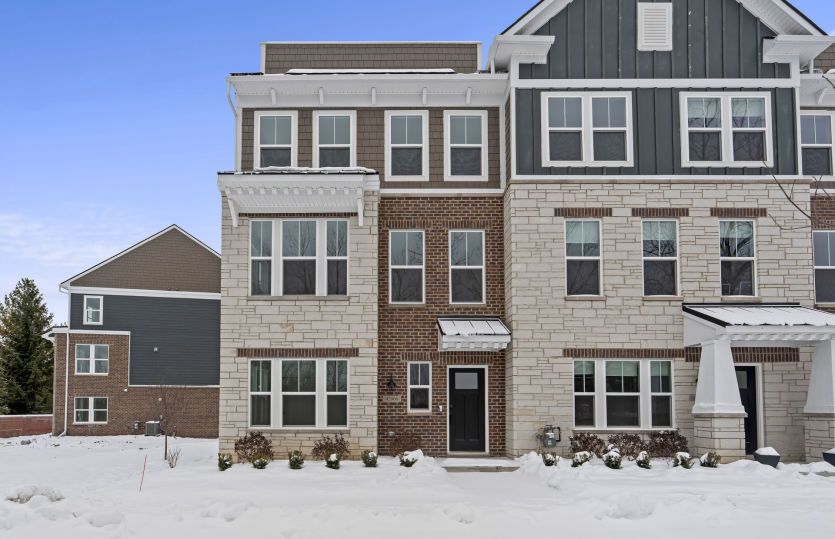 Halston - The Townes at Main Street: Novi, Michigan - Pulte Homes