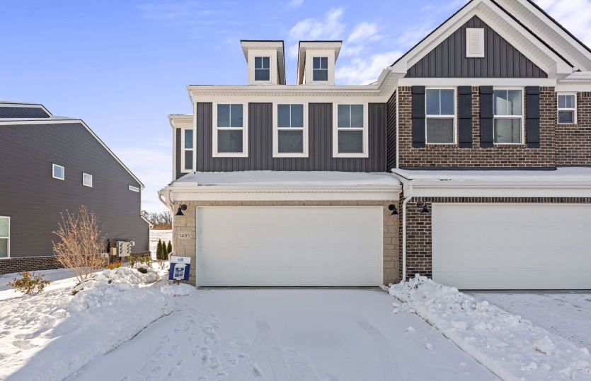 Ashton - Townes at Lakeview: Milford, Michigan - Pulte Homes