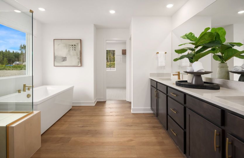 Freestanding Soaking Tub