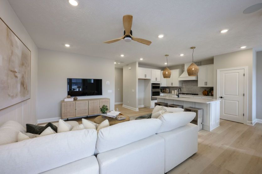 Cozy Gathering Room, Perfect for Family Movie Night