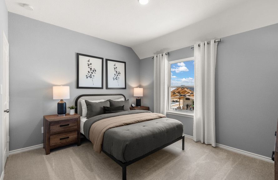 Secondary bedroom
