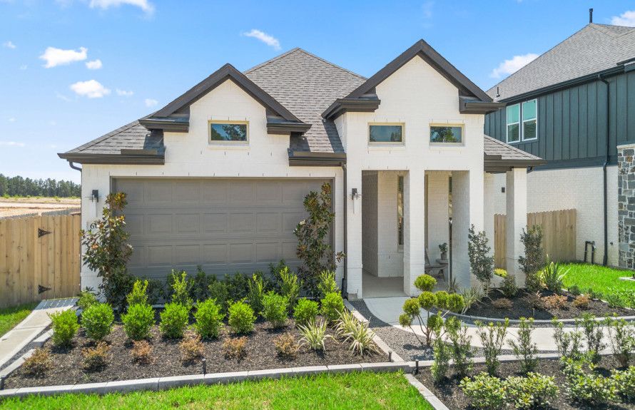 Single-story floor plan