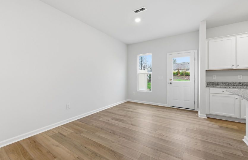 Hemingway #6 - Dining Space has access to Outdoor Patio