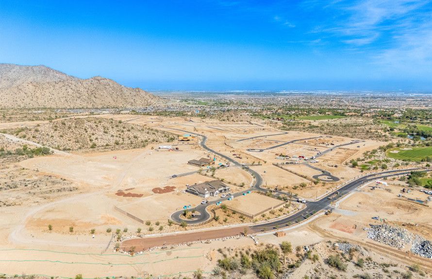Gated Mountainside Living