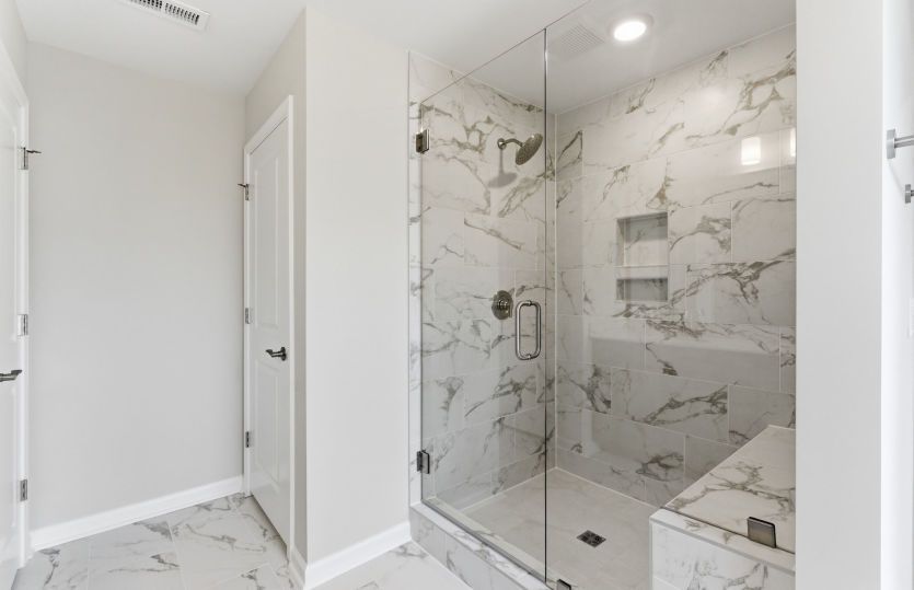 Richton #103 - Stylish Owner's Walk-In Glass Shower with Bench