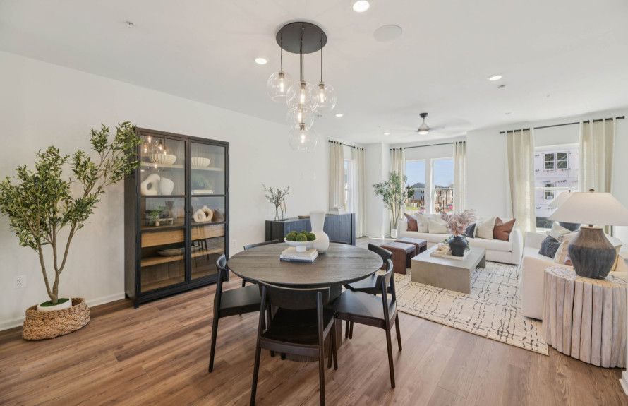 Café Opens to the Gathering Room and Kitchen