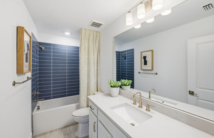Fourth bathroom