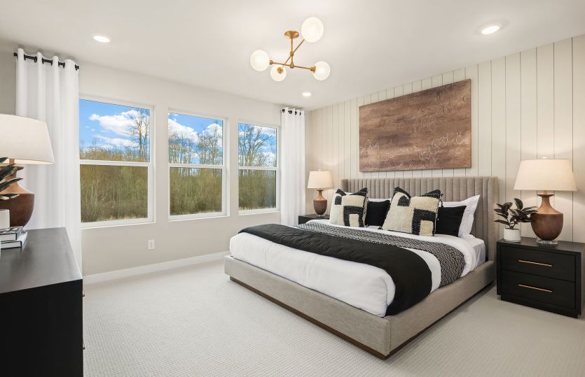 Expansive owner's suite
