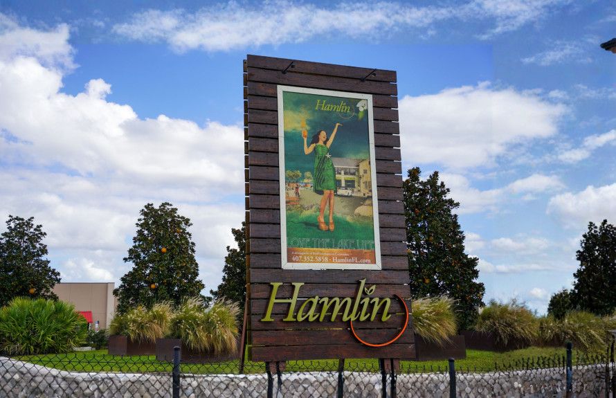 Minutes to Hamlin Town Center