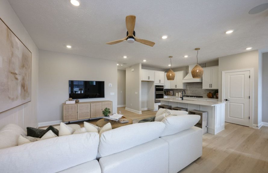 Cozy Gathering Room, Perfect for Family Movie Night