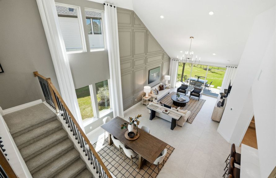 Soaring Ceilings