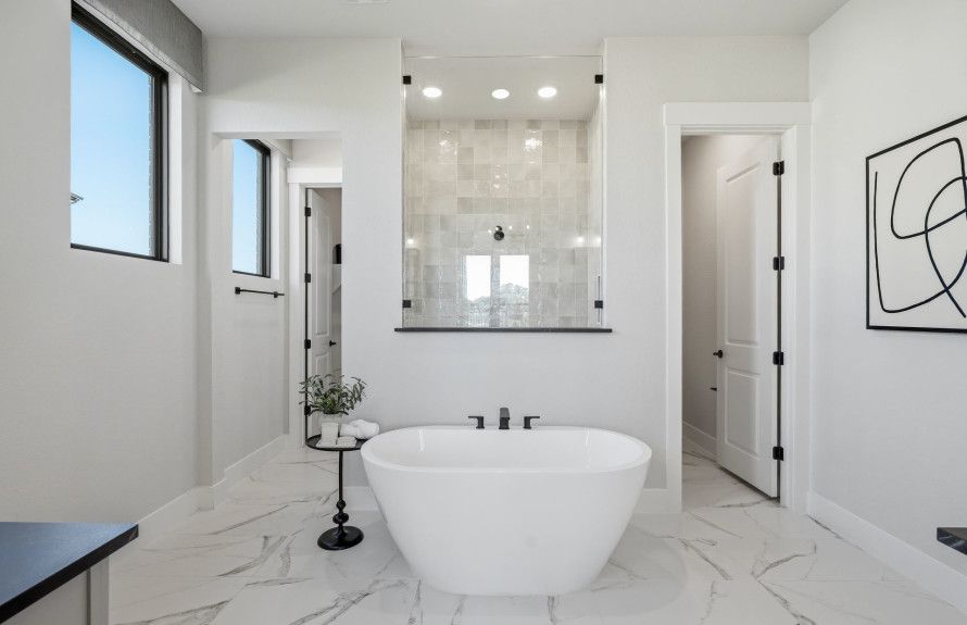 Resort-Style Baths