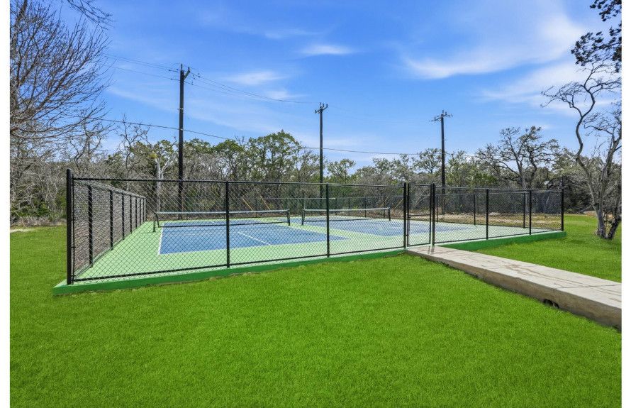 Community Pickleball Courts