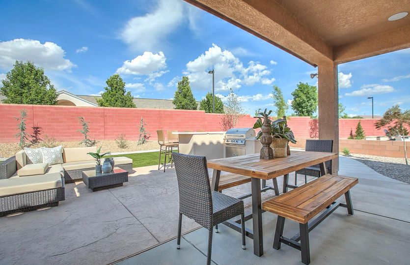 Take the entertaining outdoors and even complete with a friendly game of basketball while grilling o