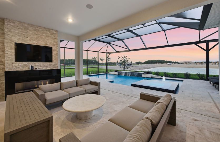 Covered lanai, ideal for outdoor living
