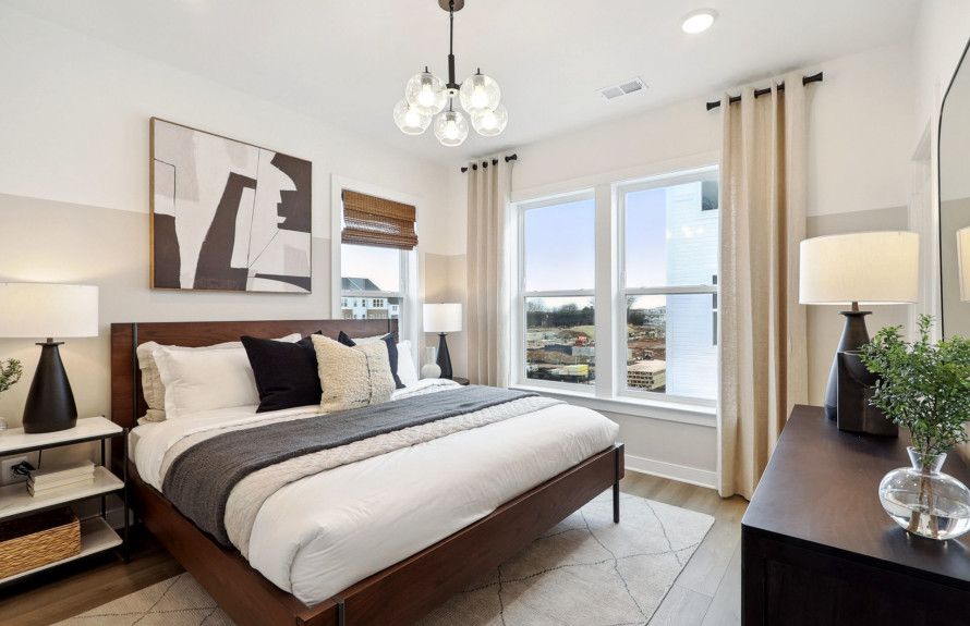 Sunlit Owner's Suite