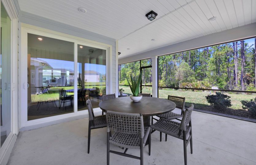 Mystique | Covered Lanai