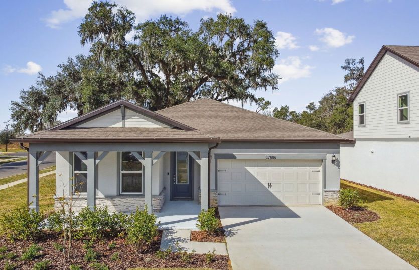 1622 Canisteo Court. Zephyrhills, FL 33540