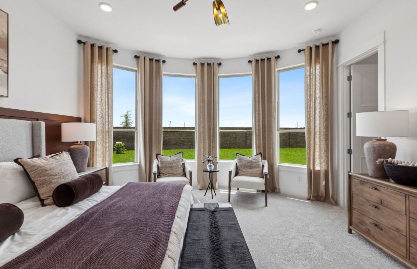 Large Windows in Owner's Suite