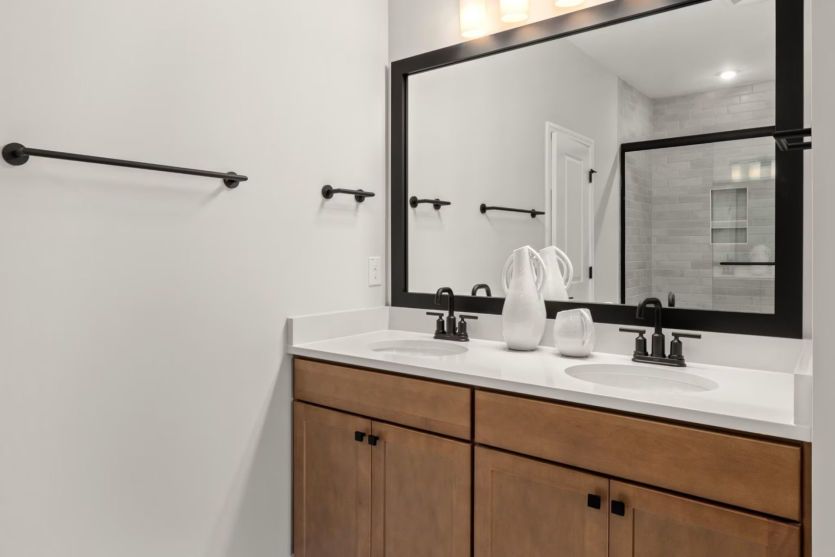 Owner's Bathroom.