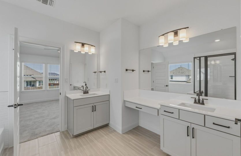 Primary Suite Bathroom