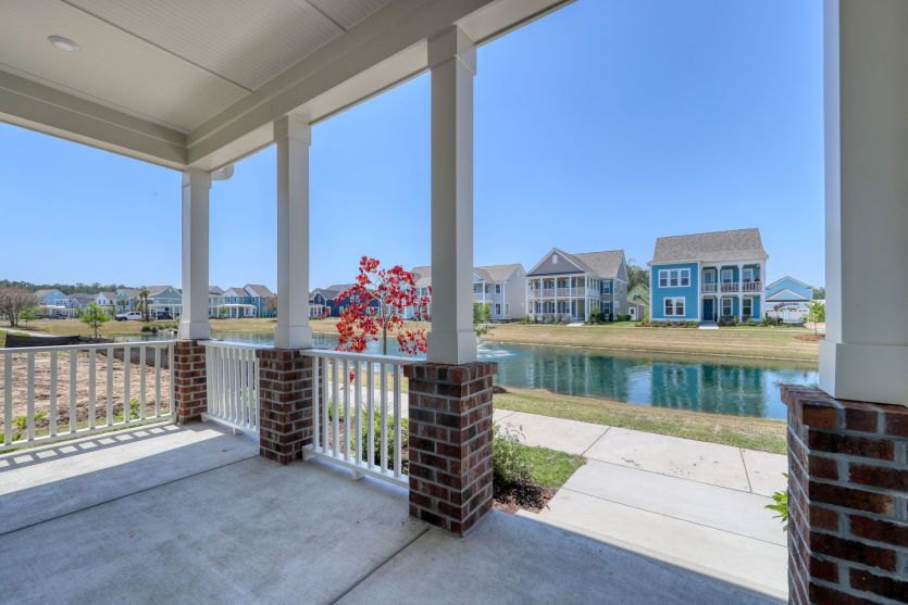 Water View Front porch