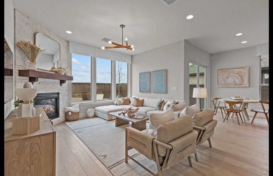 Relaxing Gathering Rooms