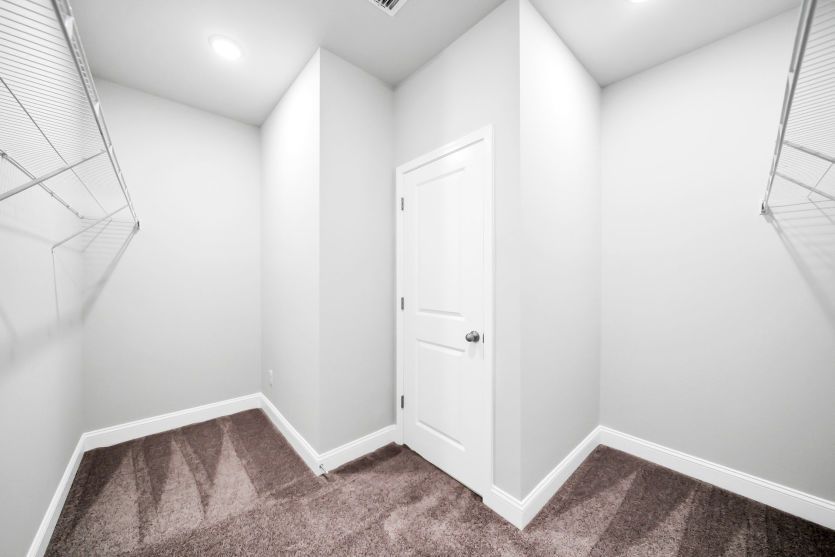 Owner's Suite Walk-in Closet
