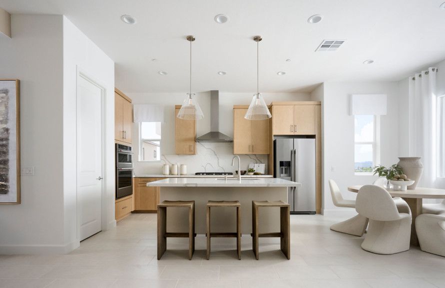 Icon at Luna Park por Pulte Homes en Orange County California