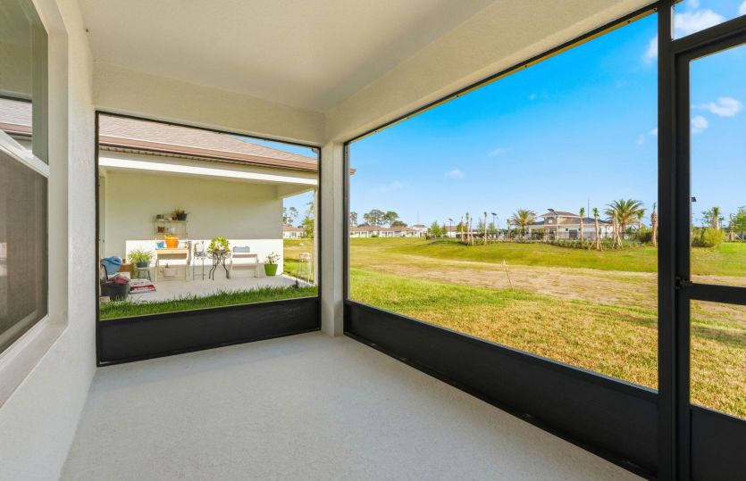 Covered Lanai with Screen Enclosure