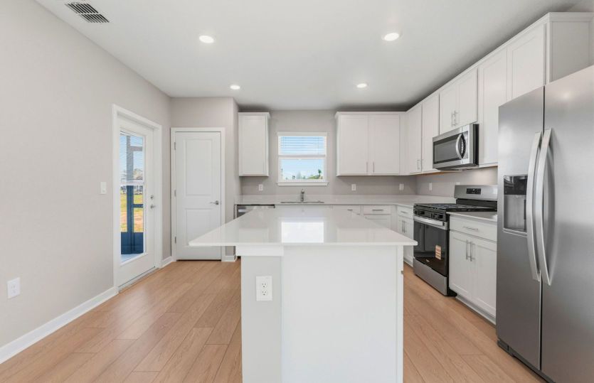 Abundance of Counter Space and Storage