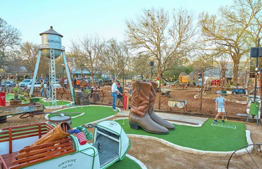 Gruene Putt Putt