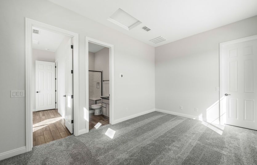Guest Suite with Living