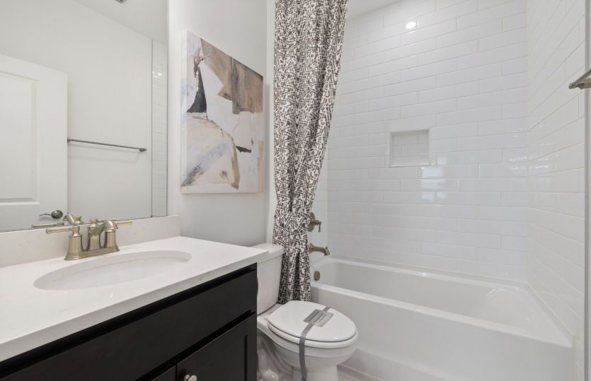 Secondary Bathroom. Model Representation.
