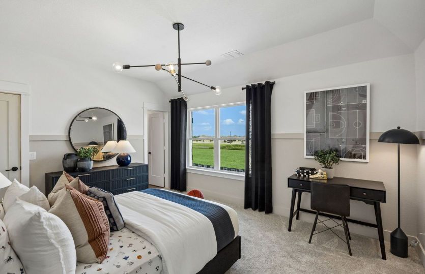 Secondary bedroom